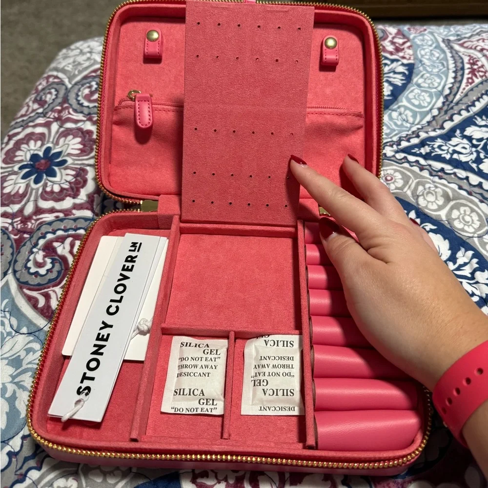 NWT! Stoney Clover Lane Jewelry Case - Picture 6 of 11